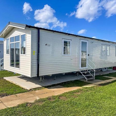 Lovely 8 Berth Caravan For Hire At Barmston Beach Holiday Park Ref 62002O Hotell Lund Exteriör bild