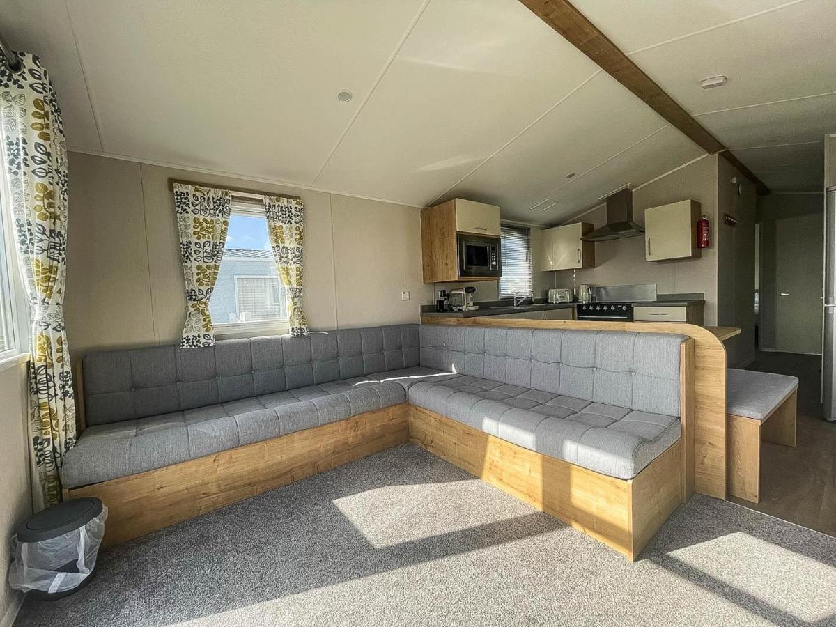 Lovely 8 Berth Caravan For Hire At Barmston Beach Holiday Park Ref 62002O Hotell Lund Exteriör bild