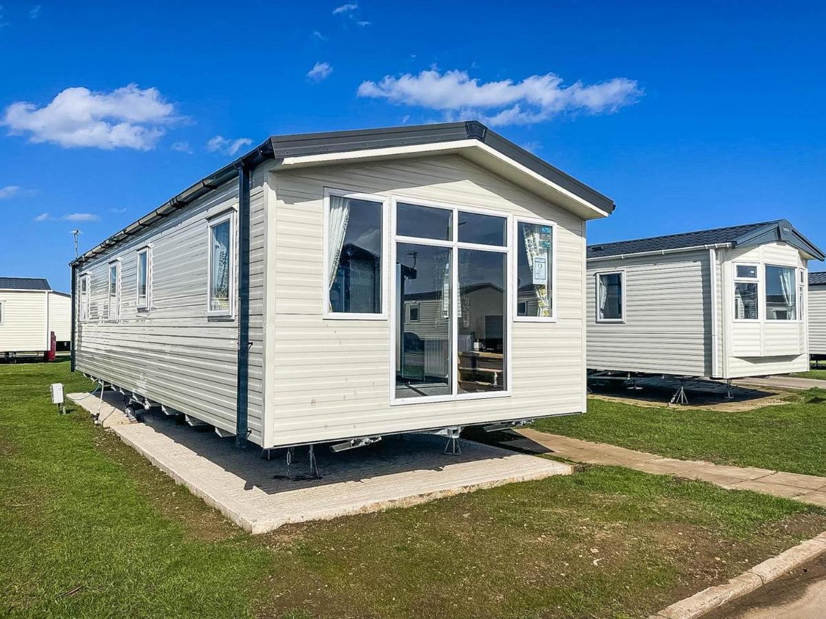Lovely 8 Berth Caravan For Hire At Barmston Beach Holiday Park Ref 62002O Hotell Lund Exteriör bild