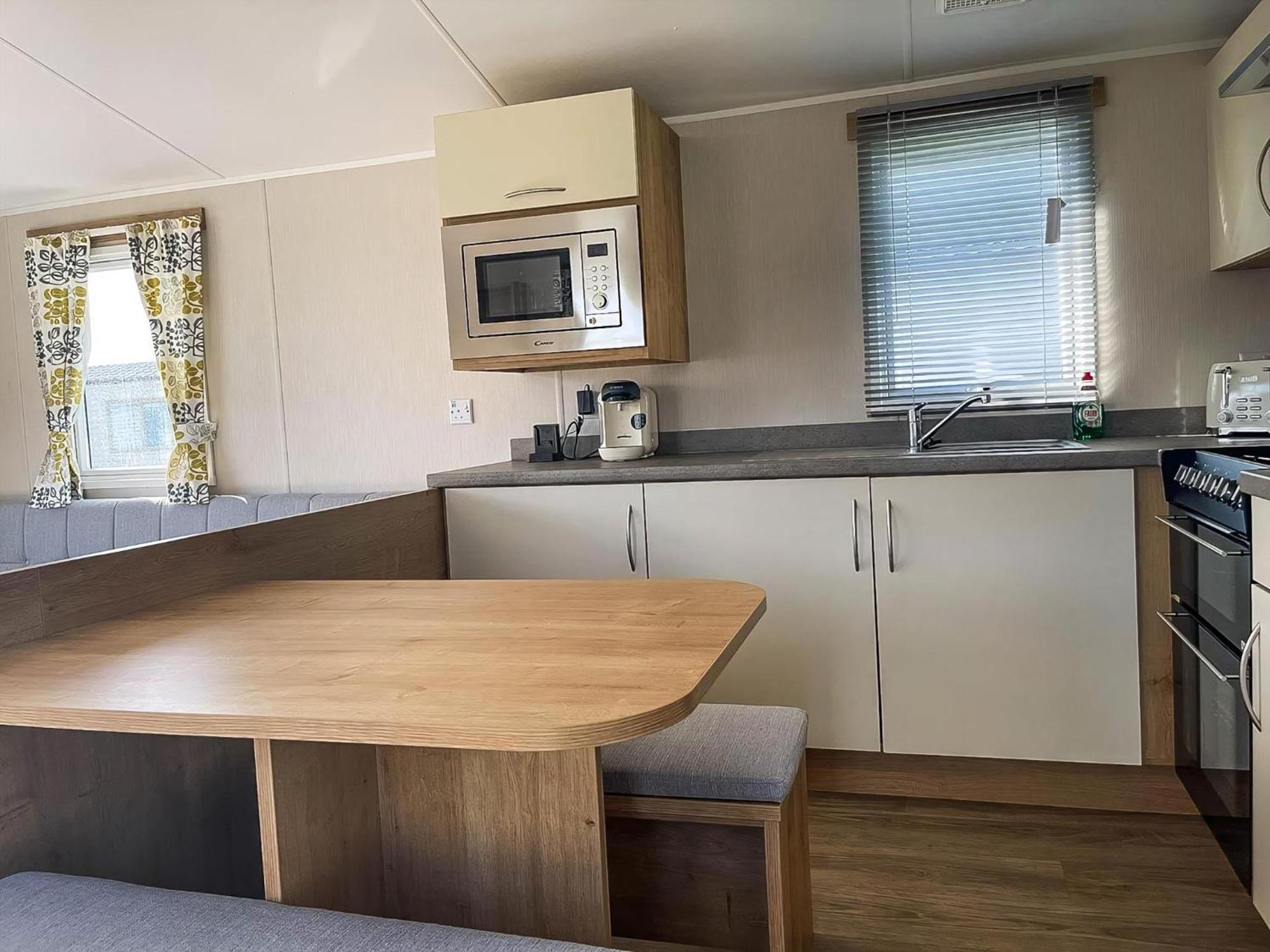 Lovely 8 Berth Caravan For Hire At Barmston Beach Holiday Park Ref 62002O Hotell Lund Exteriör bild